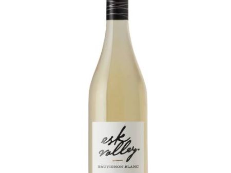 Esk Valley Sauv Blanc Hawkes Bay 2022 - 750ml Hot on Sale